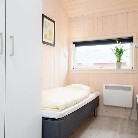 Helles Baltisches Zuhause Fuer 8 Personen